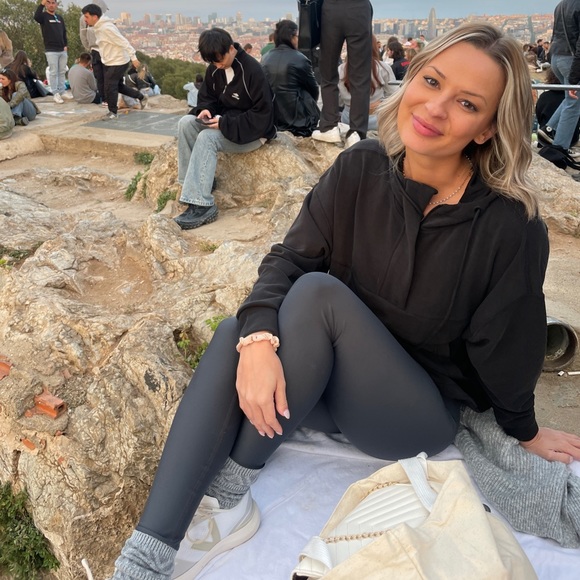 Meet your Posher, Haley - Picture 1 of 1